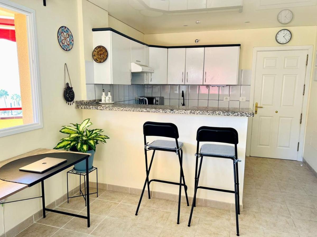 Cozy Beachfront Flat With Pool & Panoramic Sea View Terrace Puerto de Santiago (Tenerife) Exterior foto